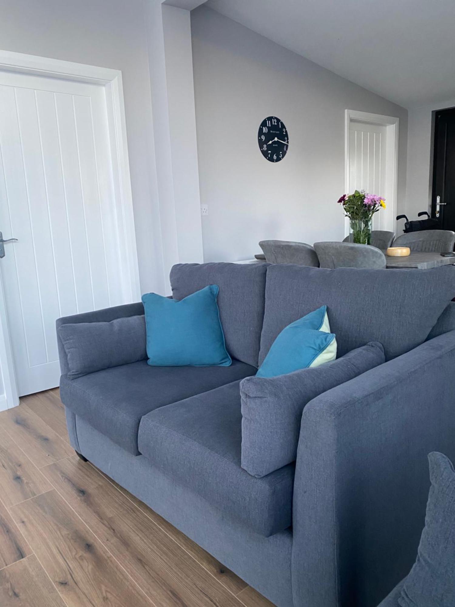 Killyfole Lakeside Lodges Corranny エクステリア 写真